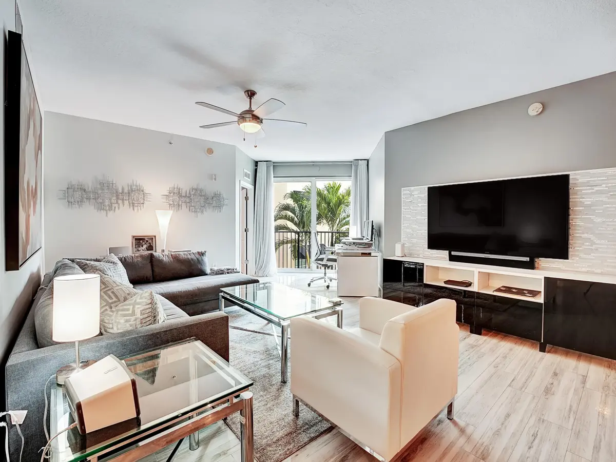 DSC00828 at 235 NE 1st Street 413, Delray Beach
