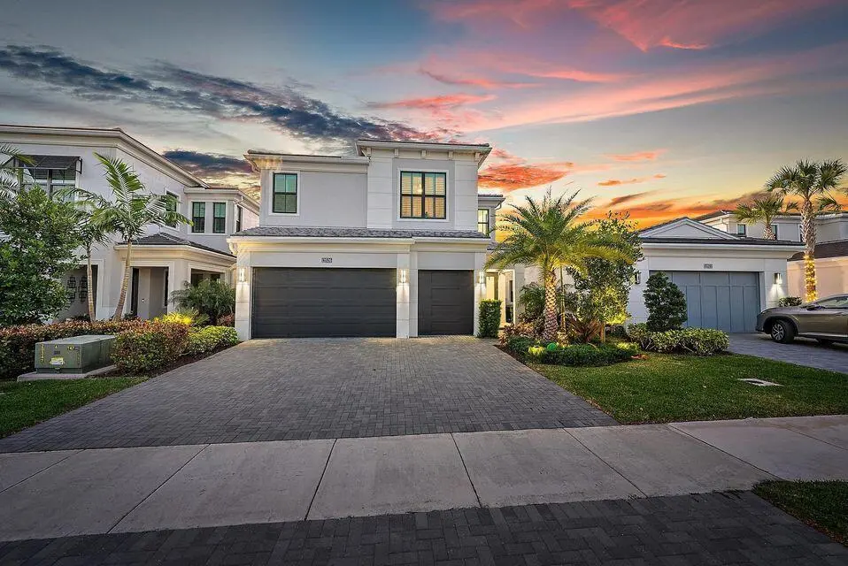 Front at 13526 Artisan Circle, Palm Beach Gardens