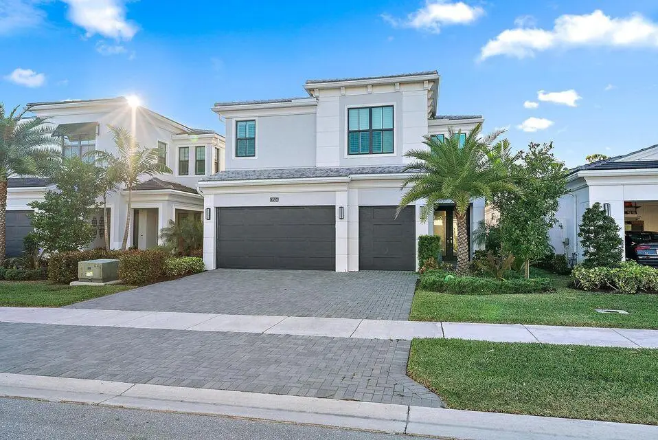 Front at 13526 Artisan Circle, Palm Beach Gardens