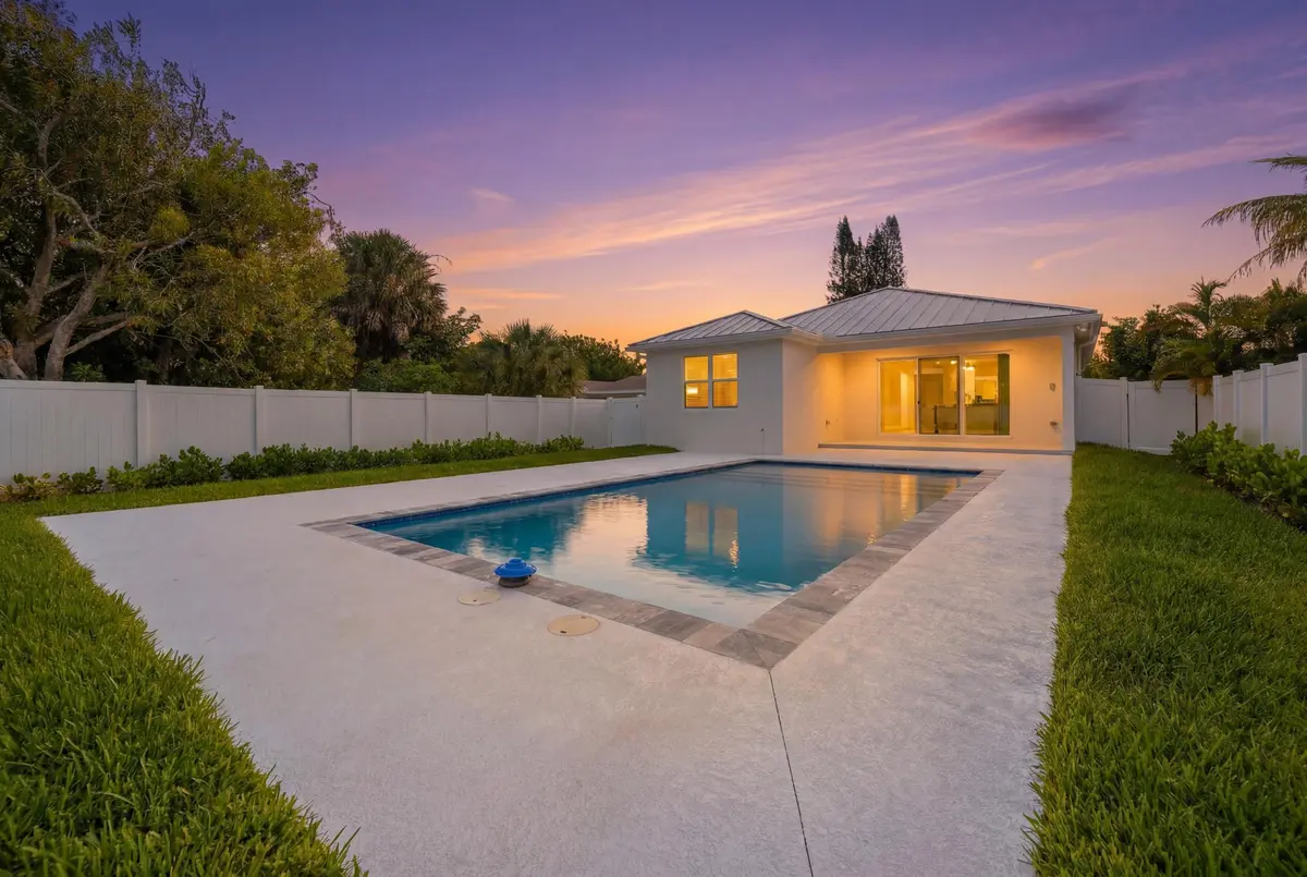3_030__dsc1228_twilight_45976e0b at 316 SW 4th Avenue, Delray Beach