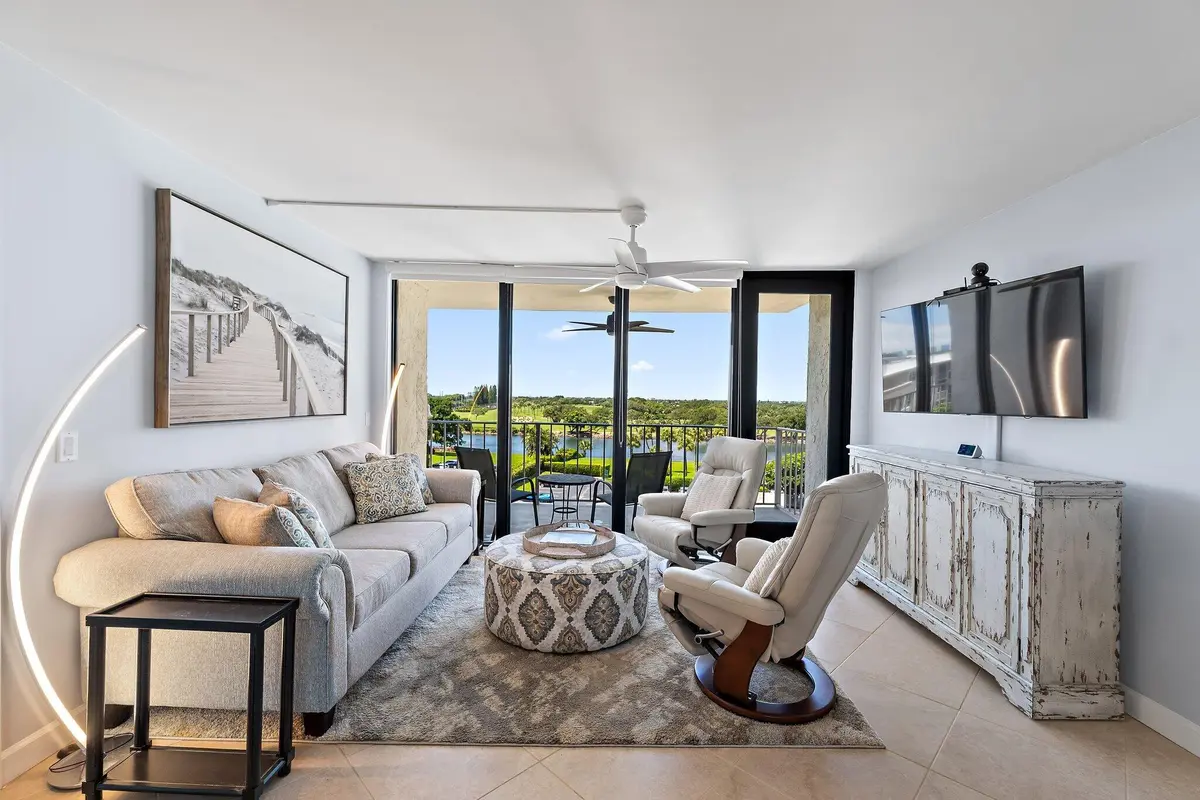Living Room at 336 Golfview Road 619, North Palm Beach