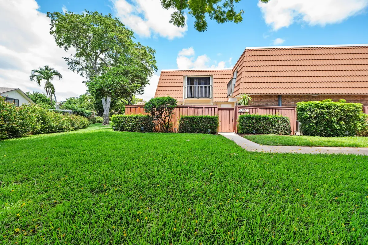 1-web-or-mls-2874-waterford-dr-s at 2874 Waterford Drive, Deerfield Beach