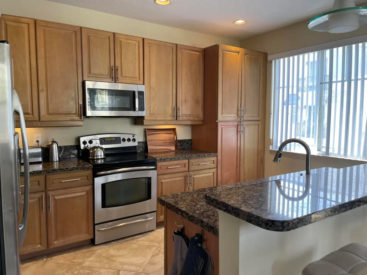 IMG_2619 at 552 NW 39th Circle, Boca Raton