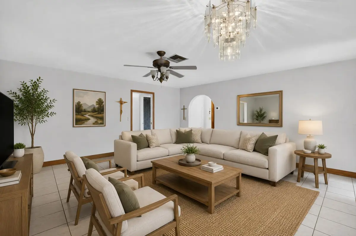 Virtually Staged at 1370 SW 27th Place, Boynton Beach