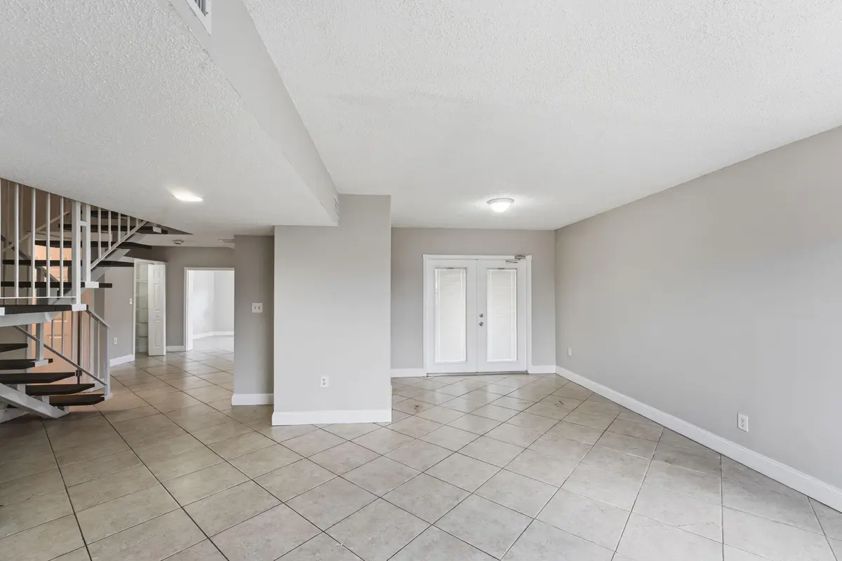 003_ListerPros at 10029 SW 146th Place, Miami