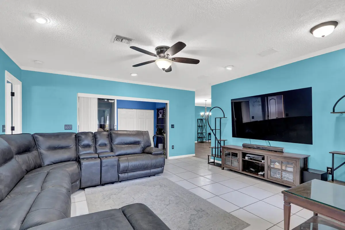 05_Image_5_mls at 127 Miramar Avenue, Royal Palm Beach