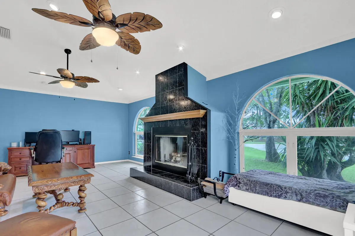 09_Image_9_mls at 127 Miramar Avenue, Royal Palm Beach