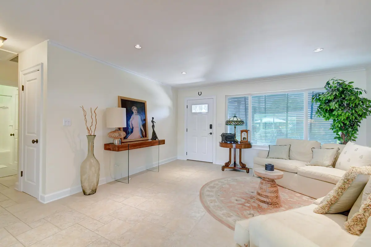 vassar 17431 at 174 Vassar Drive, Lake Worth Beach