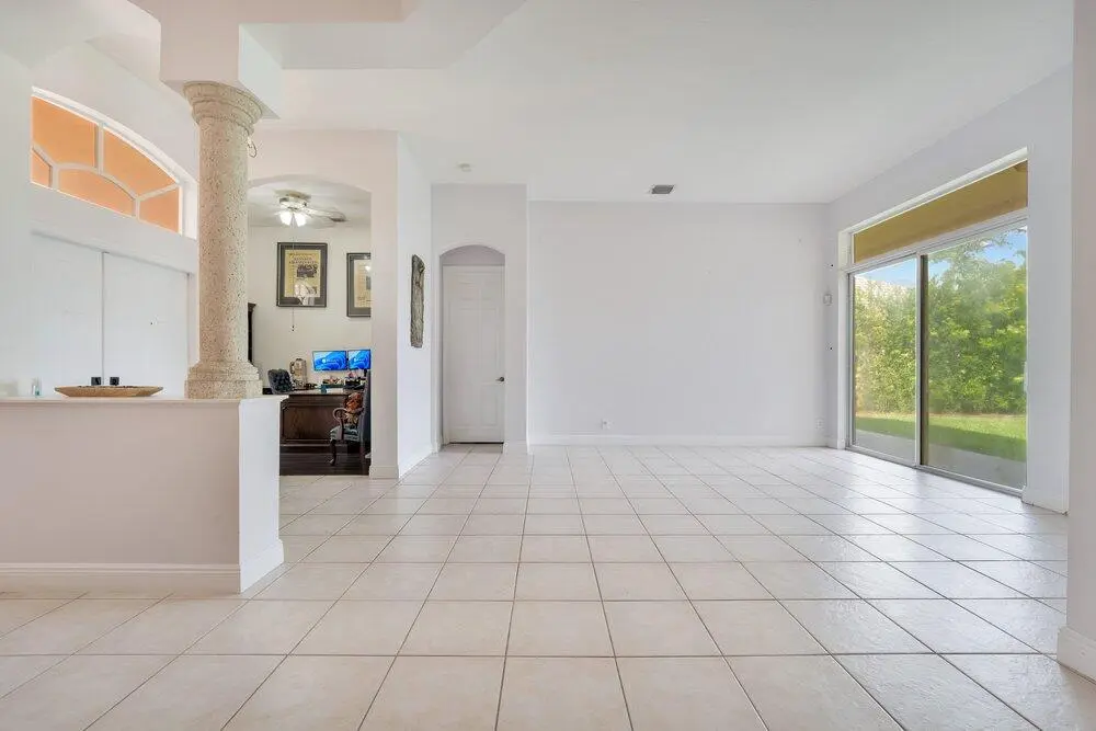 004_trevisuality_5005_nw_57th_terr-4_252 at 5005 NW 57th Terrace, Coral Springs