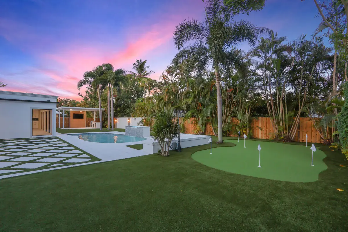05_Twilight_5_mls at 391 W Riverside Drive, Tequesta