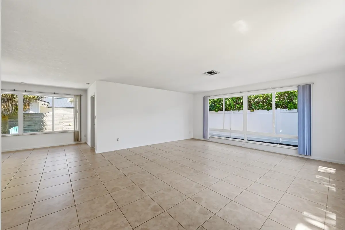 05_stl_9709 at 4454 W Tradewinds Avenue, Lauderdale-By-The-Sea