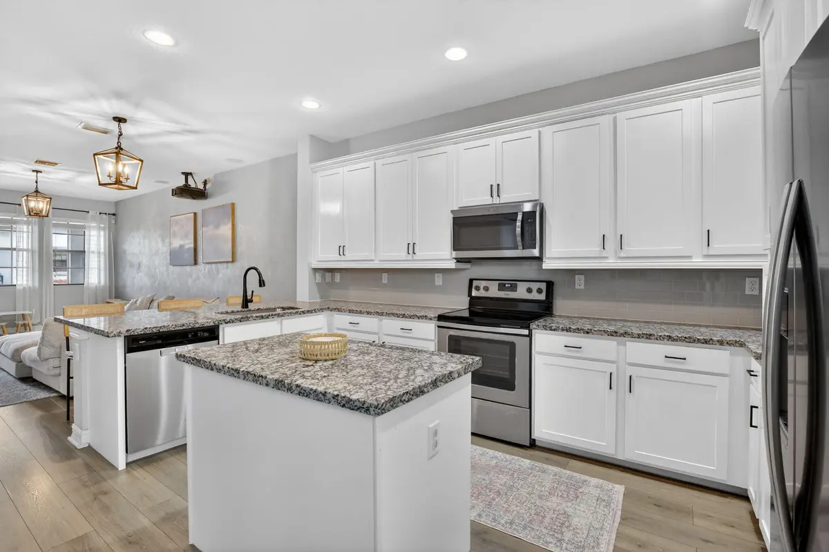 22-web-or-mls-_A7A4684 at 11613 SW 13th Court, Pembroke Pines