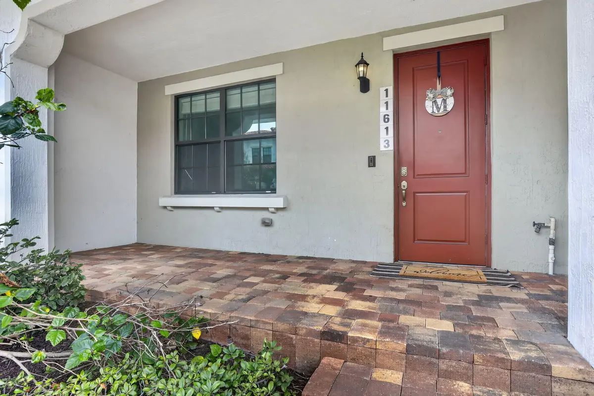 5-web-or-mls-_A7A4869 at 11613 SW 13th Court, Pembroke Pines