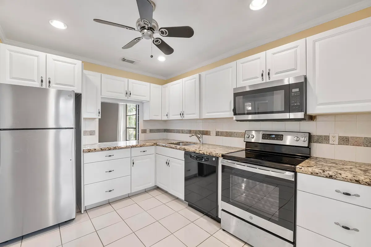 21852 Arriba Real unit H_018 at 21852 Arriba 6-h, Boca Raton