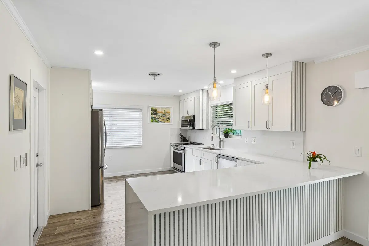 13-web-or-mls-SE 8th Ave-S1006-013 at 500 SE 8th Avenue, Deerfield Beach