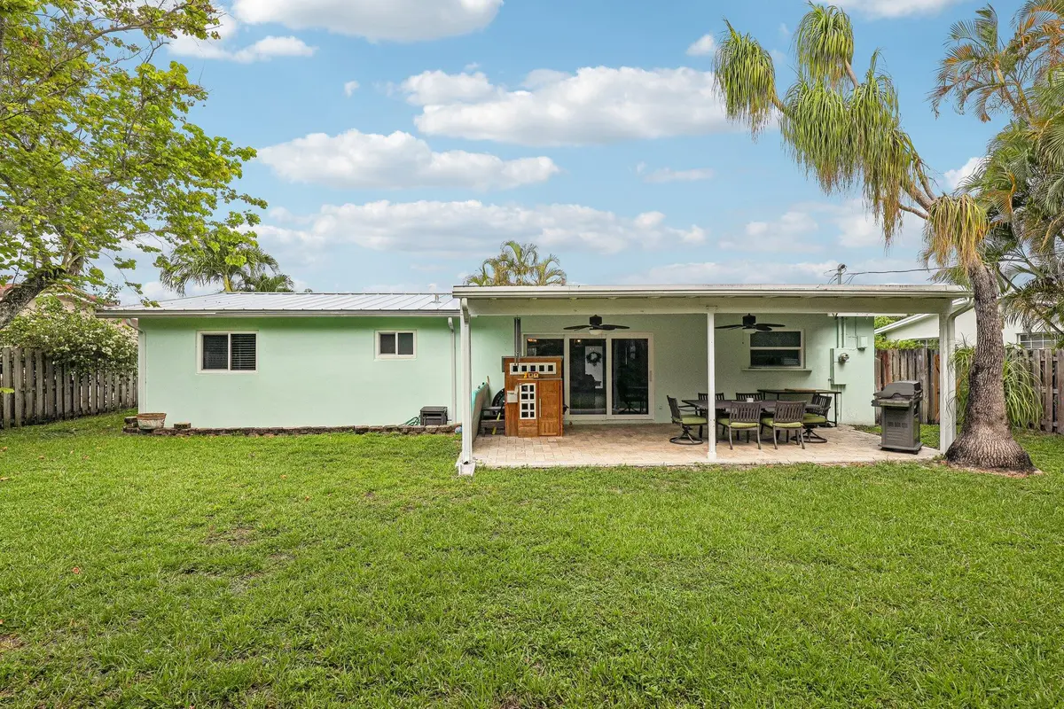 35-web-or-mls-SE 8th Ave-S1006-035 at 500 SE 8th Avenue, Deerfield Beach