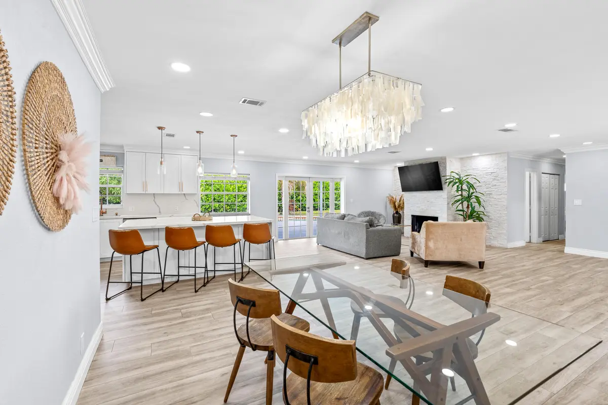 DSC01421-Edit at 10098 Ramblewood Drive, Coral Springs