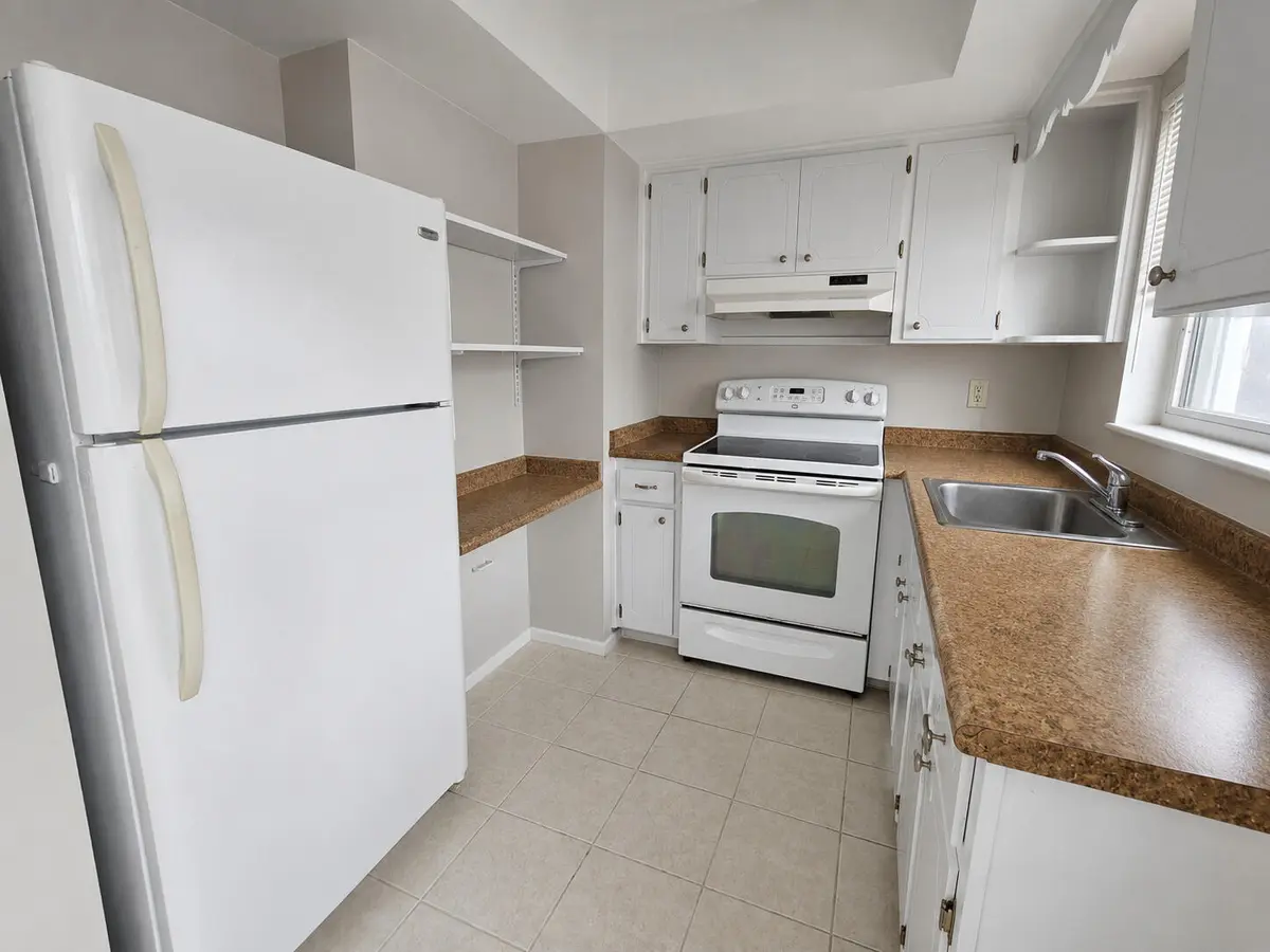 file_00000000d0c0722f9034dab235dd4ec1 at 2120 NE 41st Street Unit A, Lighthouse Point