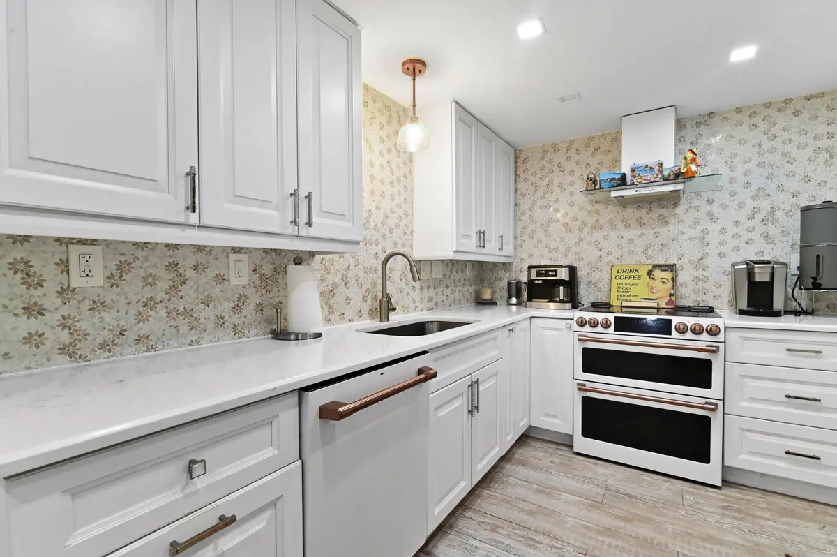 09 Kitchen 03 at 2840 S Ocean Boulevard 109, Palm Beach