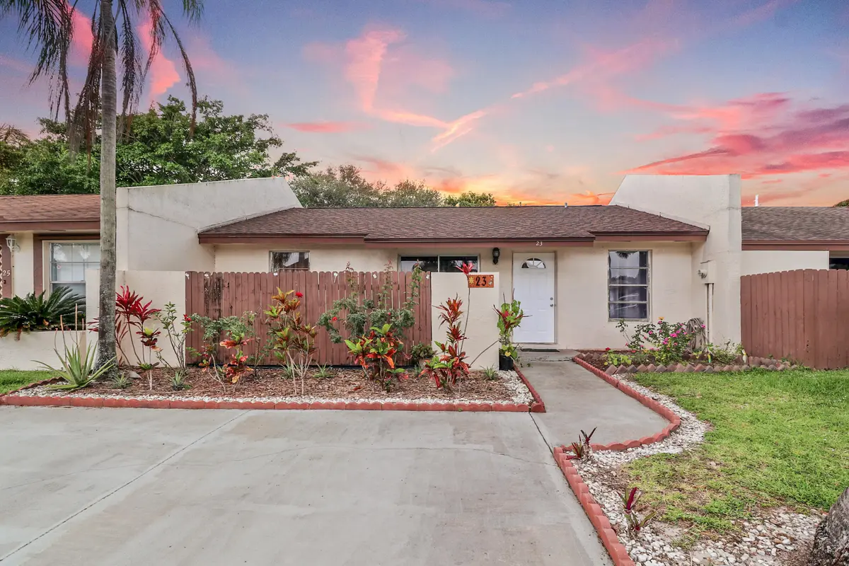 23 Chelsea Lane, Boynton Beach, FL – photo 1