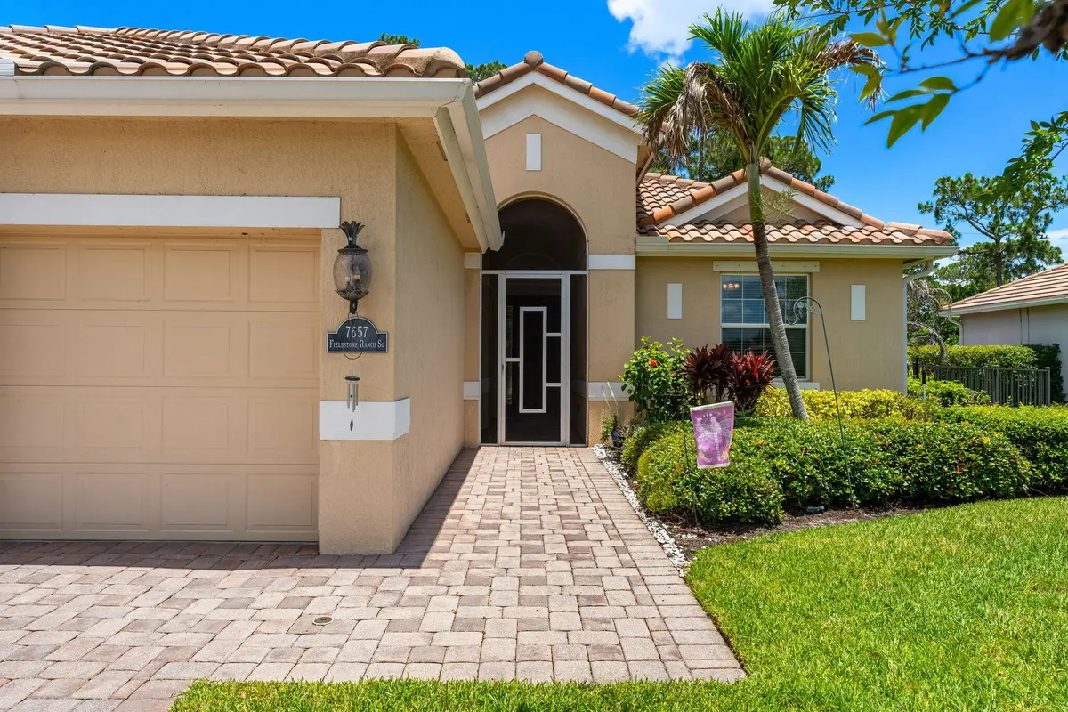 DSC01041_1 at 7657 Fieldstone Ranch Square, Vero Beach