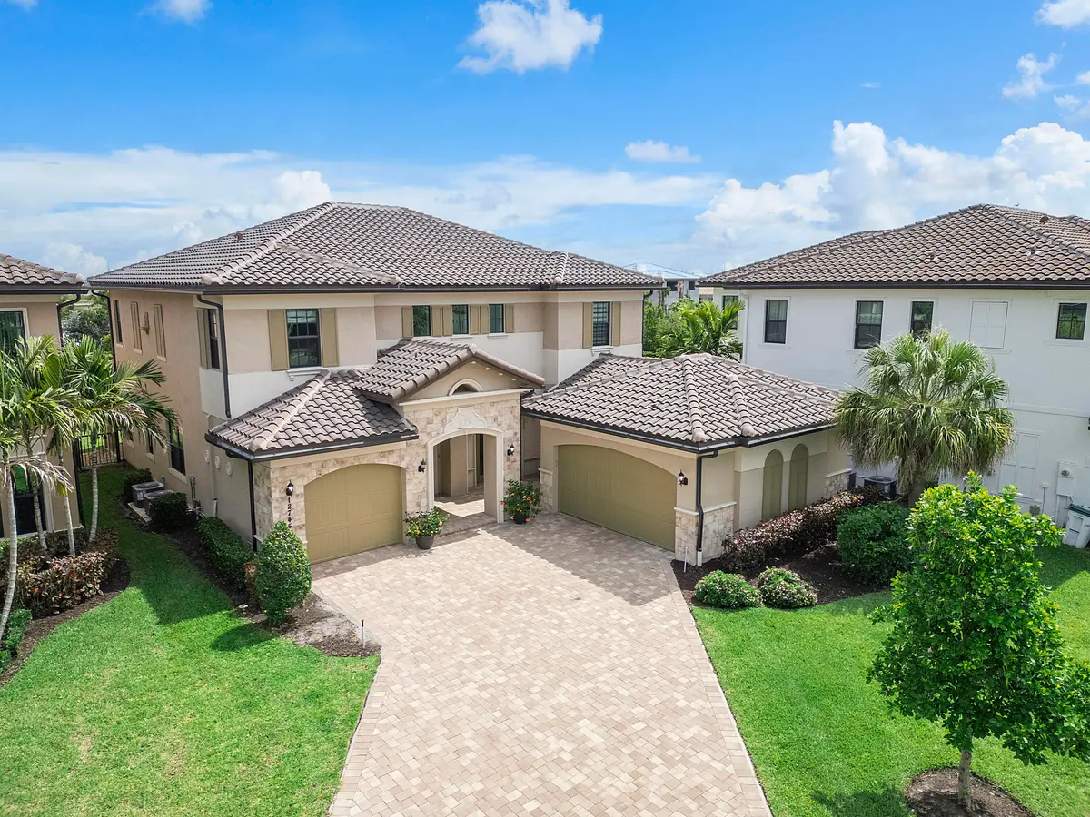 12745 Bayside Ct_002 at 12745 Bayside Court, Parkland