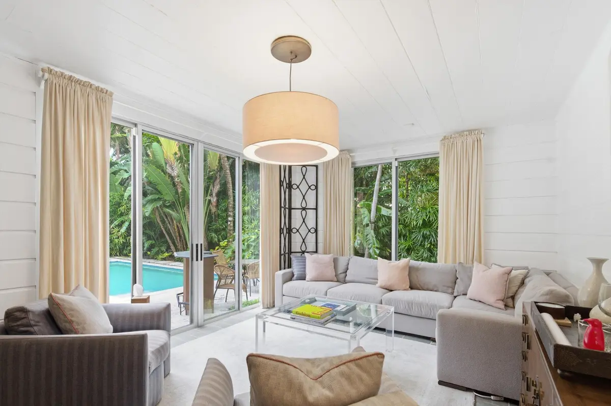 Living Room at 258 Pendleton Avenue, Palm Beach