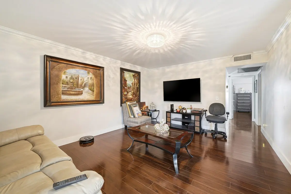 05_dsc04437 at 1401 SW 134th Way 410c, Pembroke Pines