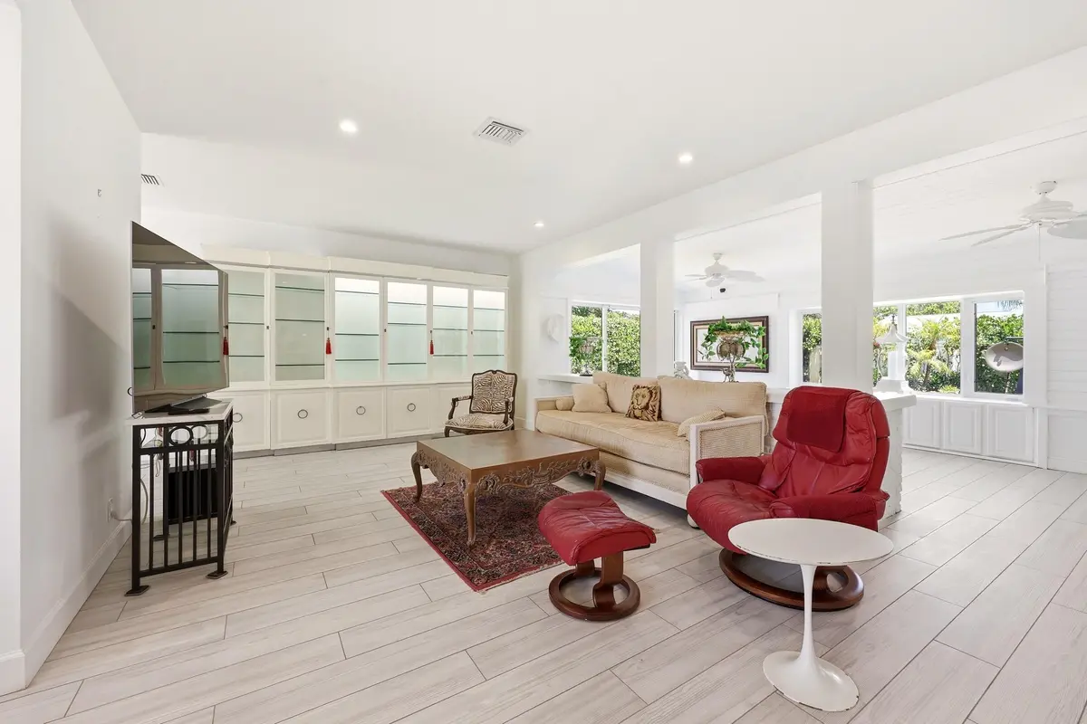 8_453a4700 at 504 Bay Road, North Palm Beach