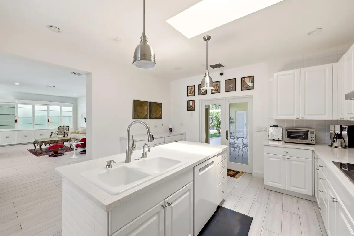 16_453a4660 at 504 Bay Road, North Palm Beach