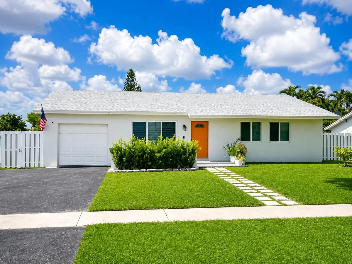 1 Front 2 at 11100 NW 25th Court, Sunrise
