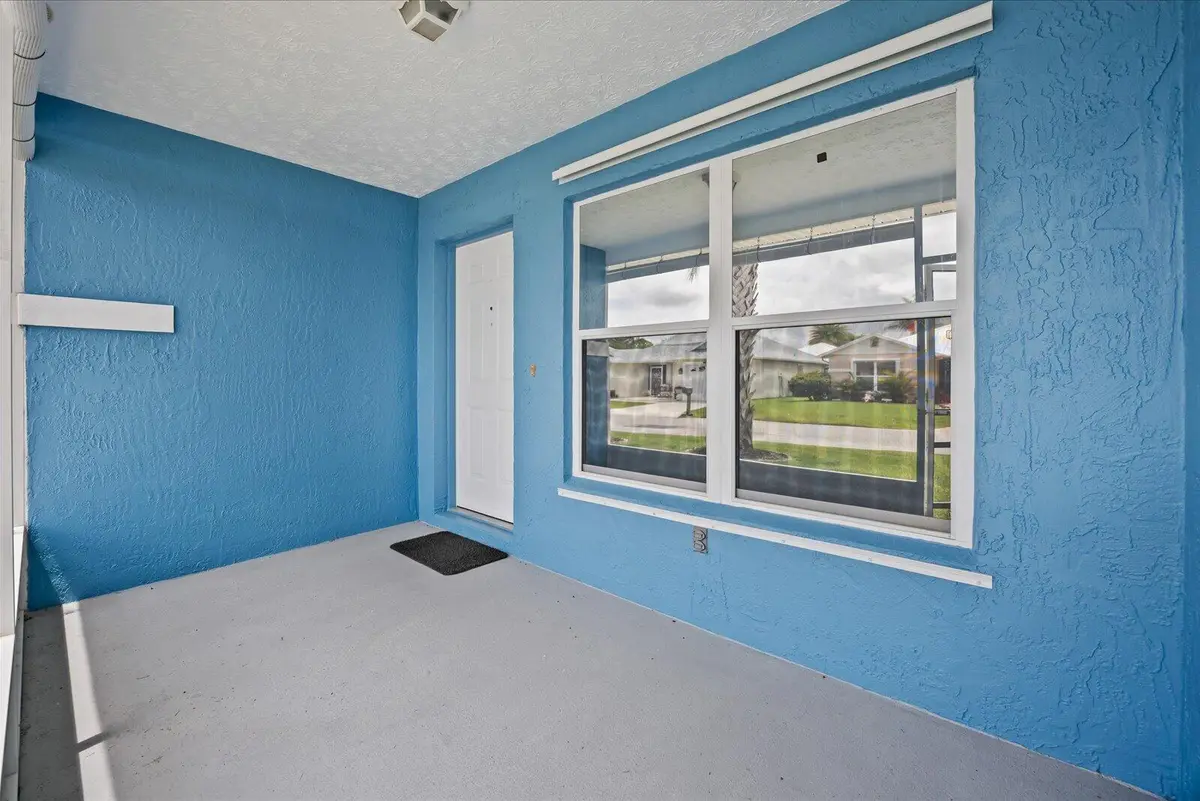04-camp fin-4 at 6712 Campanilla, Fort Pierce