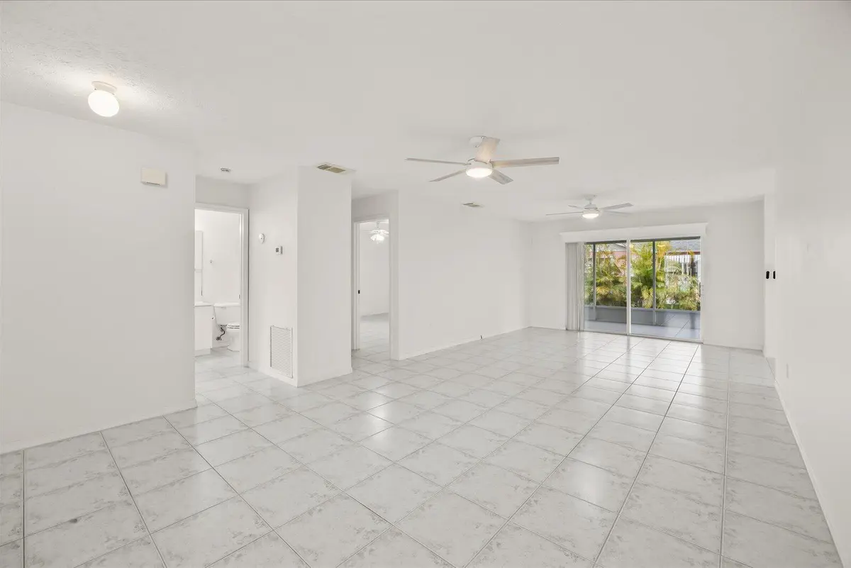 06-camp fin-8 at 6712 Campanilla, Fort Pierce