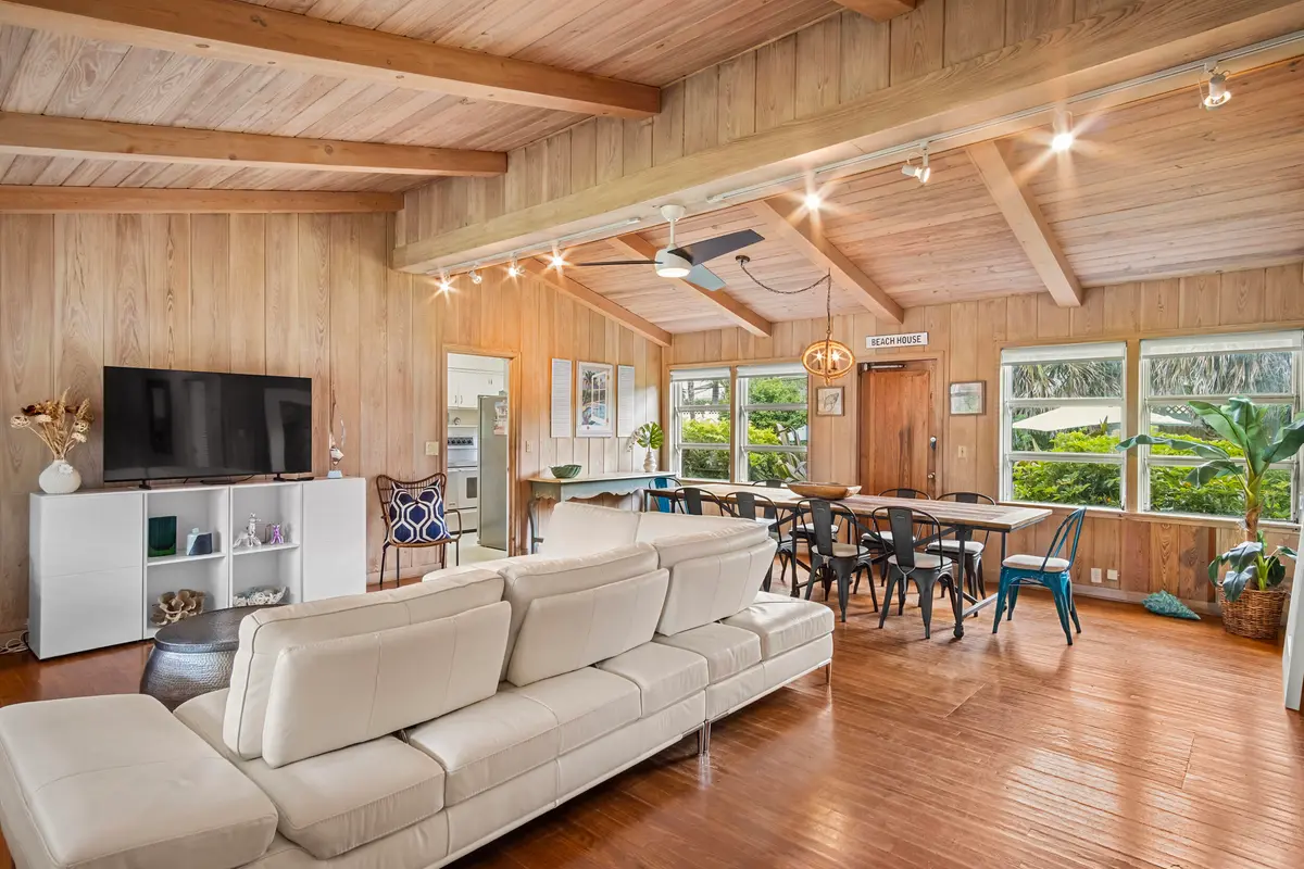 9__dsf3118 at 15 N Swinton Circle, Delray Beach