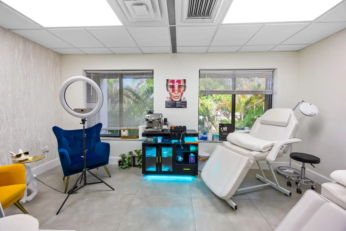 7K3A2214 at 150 NW 70th Avenue 03, Plantation