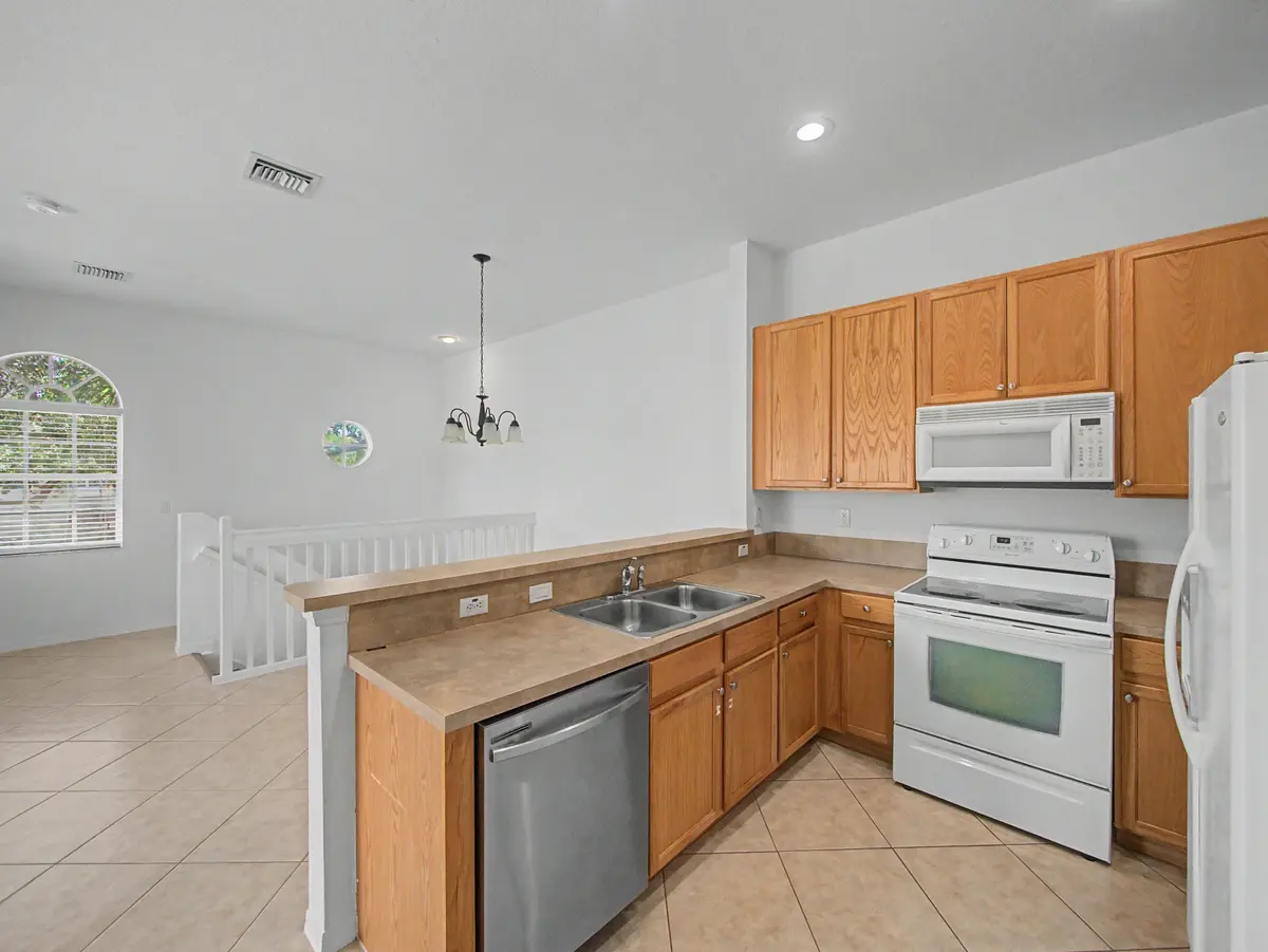 Kitchen at 4910 Bonsai Circle 202, Palm Beach Gardens