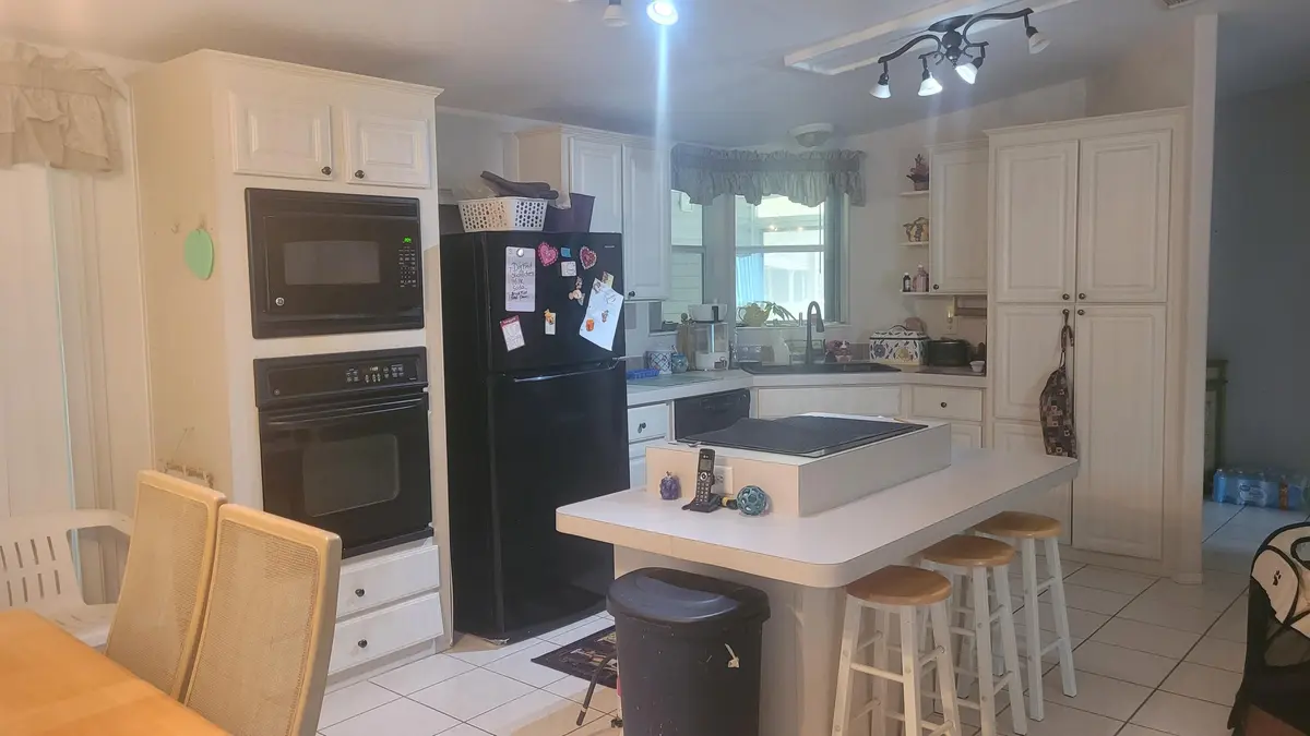 356 Tropical Isles Circle H-15, Fort Pierce, FL – photo 3