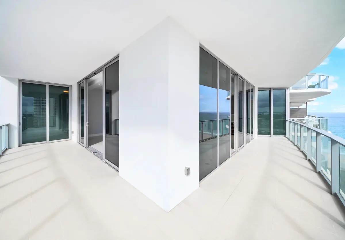 995BC5FA-56A8-4AB9-BFA4-E82CBF838FEB at 3100 N Ocean Drive H-1708, Singer Island