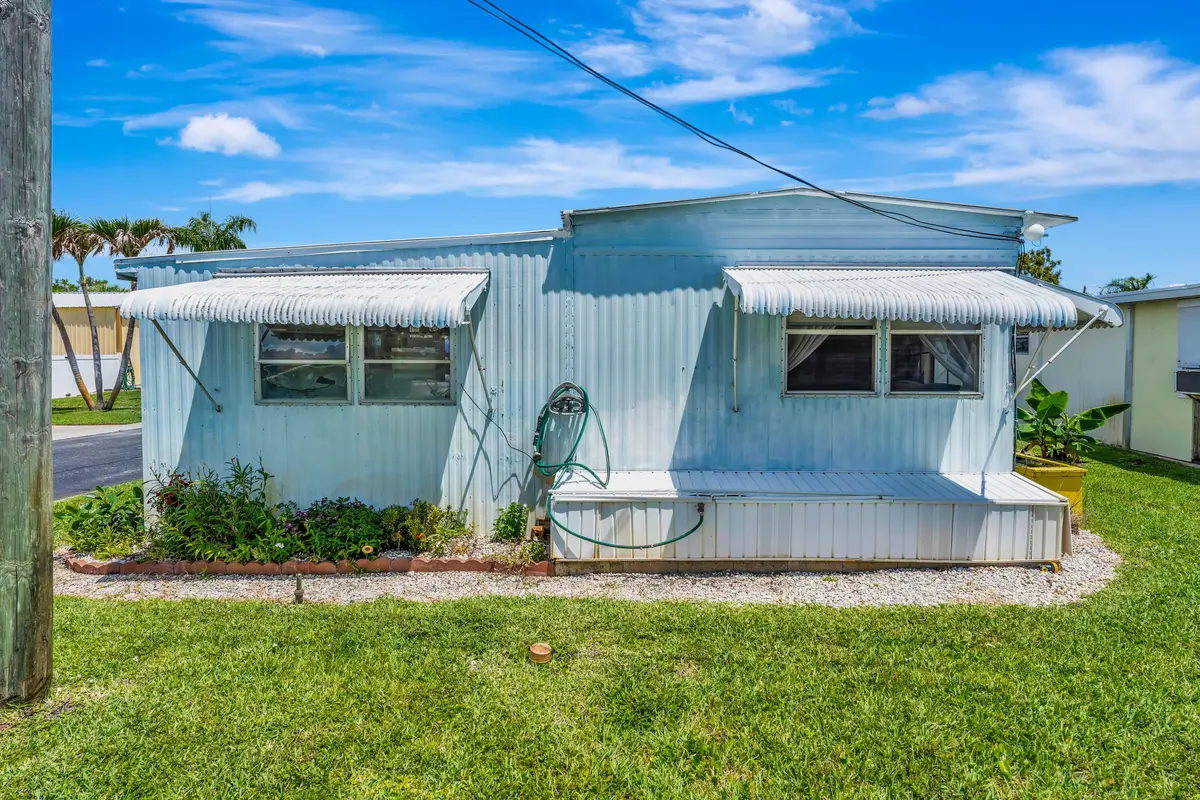 _MLP1783 at 10885 SE Federal Hwy 67 Highway, Hobe Sound