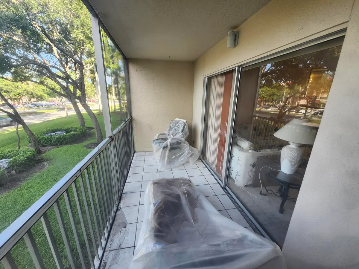 1100 SW 128th Terrace 209 U, Pembroke Pines, FL – photo 7