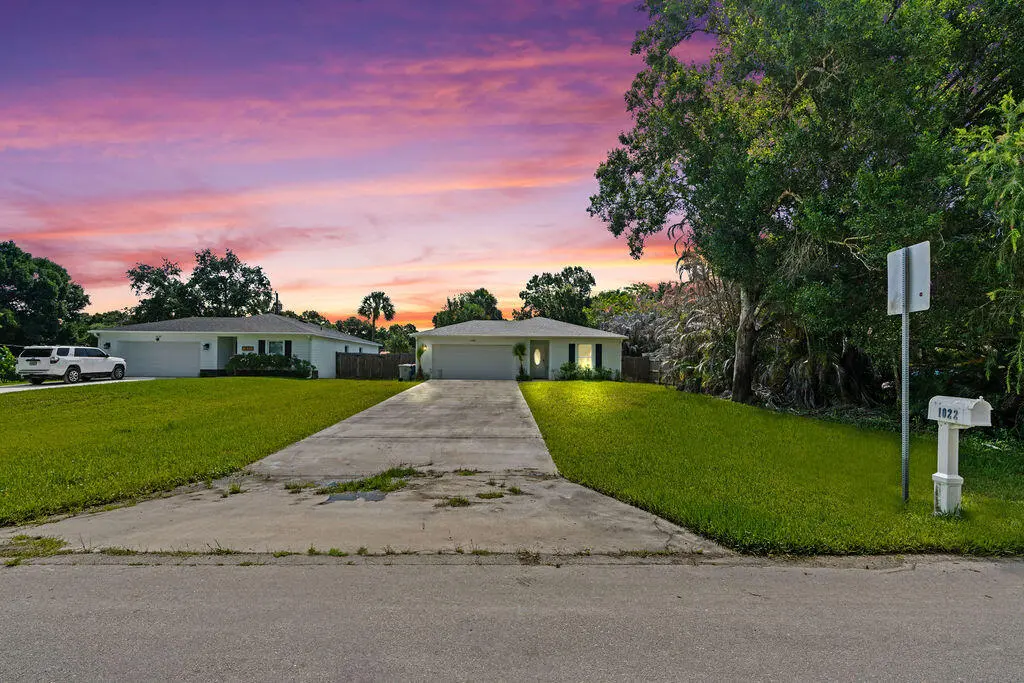 DSC06318.jpgDTE at 1022 41st Avenue, Vero Beach