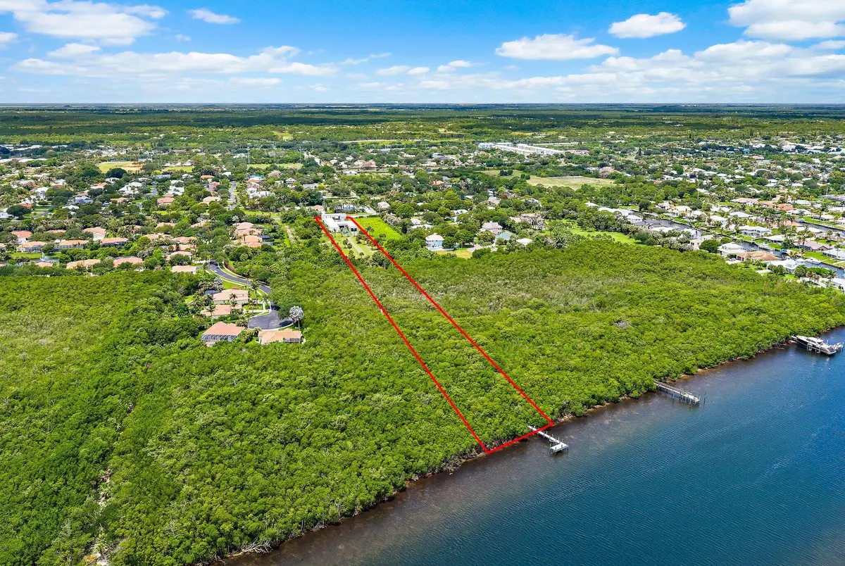 029-9741SeGomezAve-HobeSound-FL-33455-SM at 9741 SE Gomez Avenue, Hobe Sound