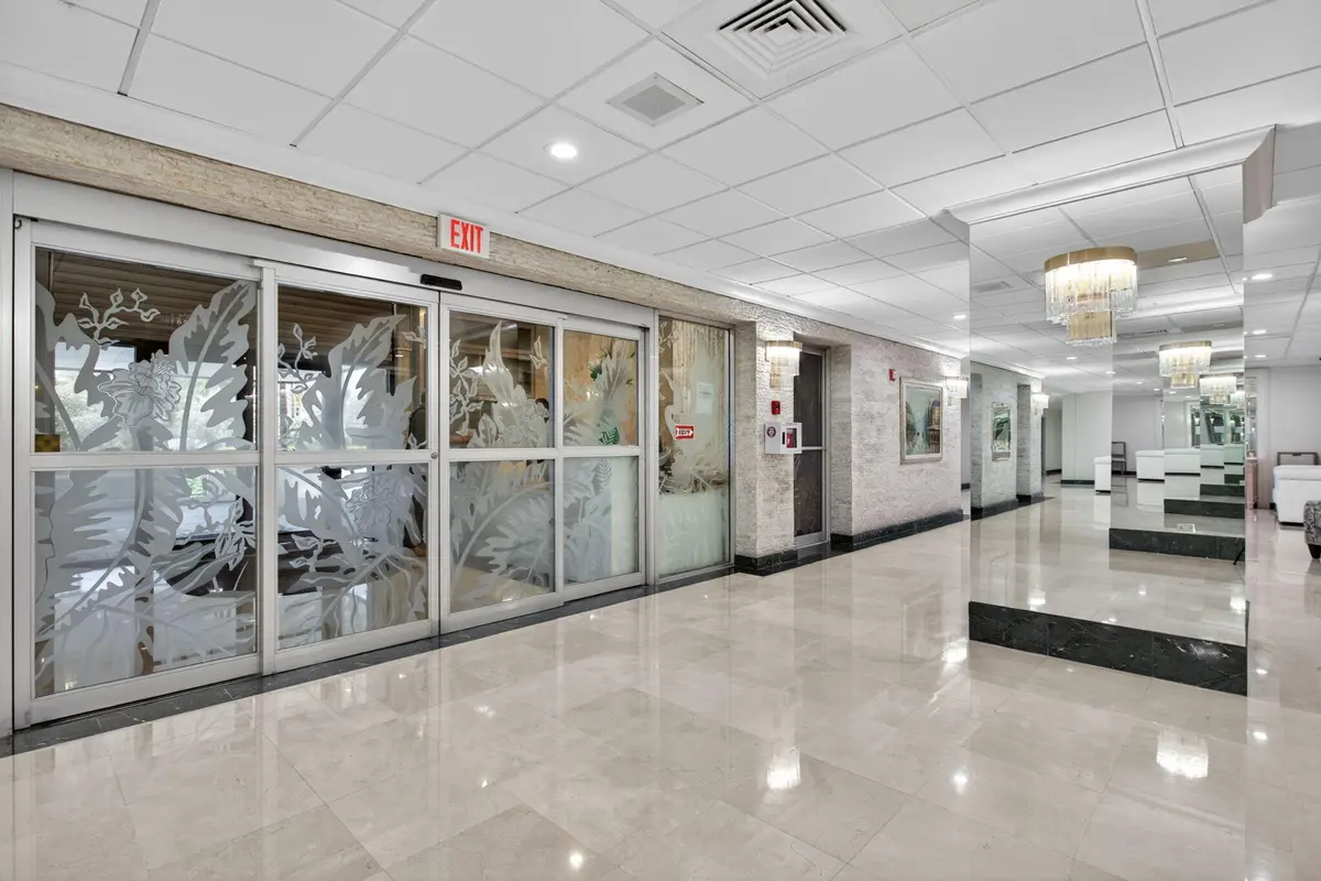 34-web-or-mls-3900-5429 at 3900 Galt Ocean Drive 1814, Fort Lauderdale