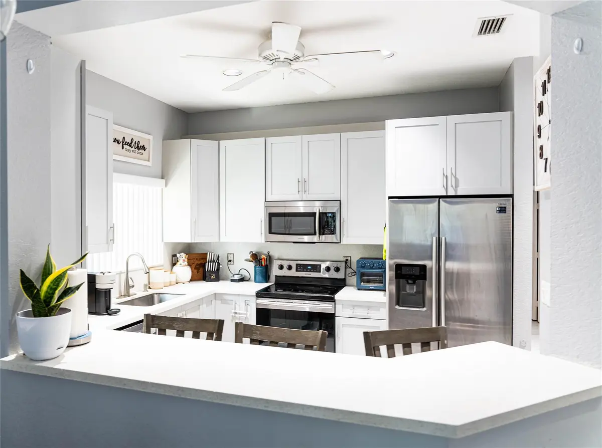 Photo 8 at 1102 SW 158th Avenue, Pembroke Pines