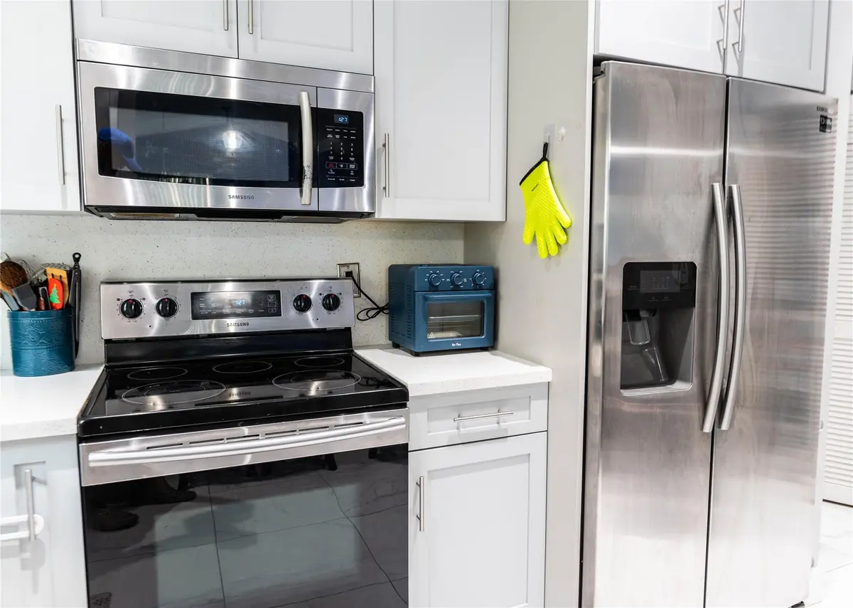 Photo 10 at 1102 SW 158th Avenue, Pembroke Pines