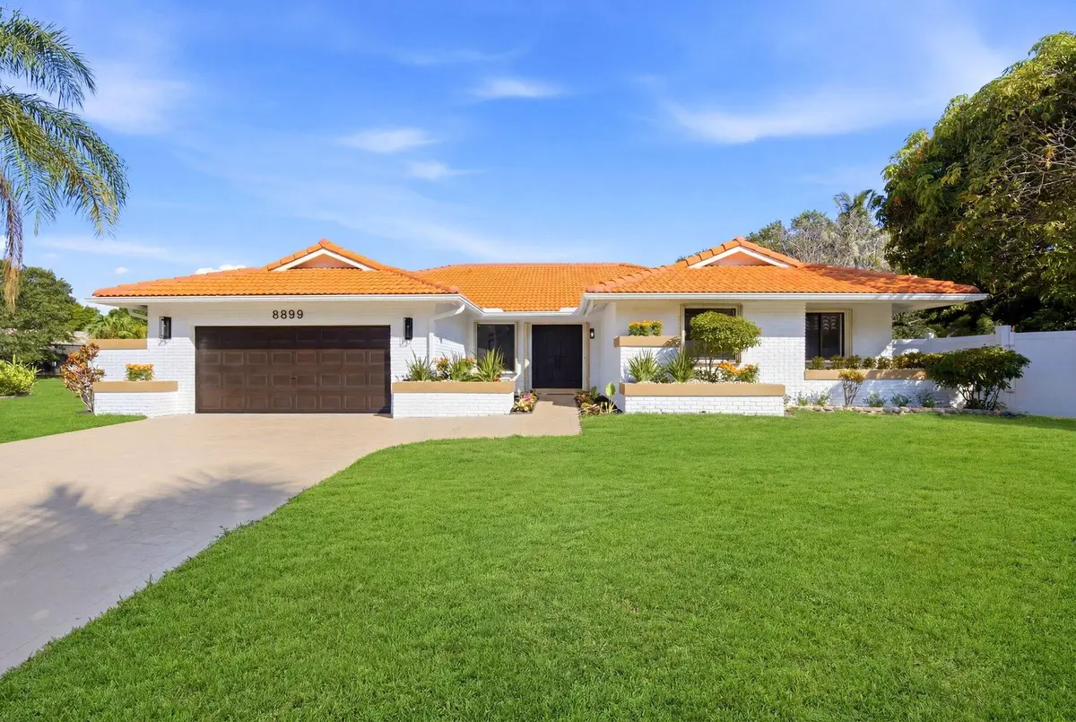 010_00010_717 at 8899 NW 47th Drive, Coral Springs