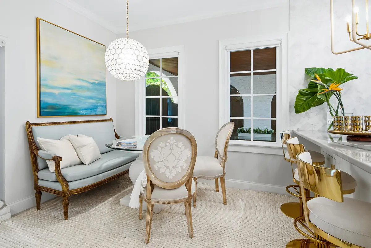 Formal and Casual Dining at 235 Nottingham Boulevard, West Palm Beach