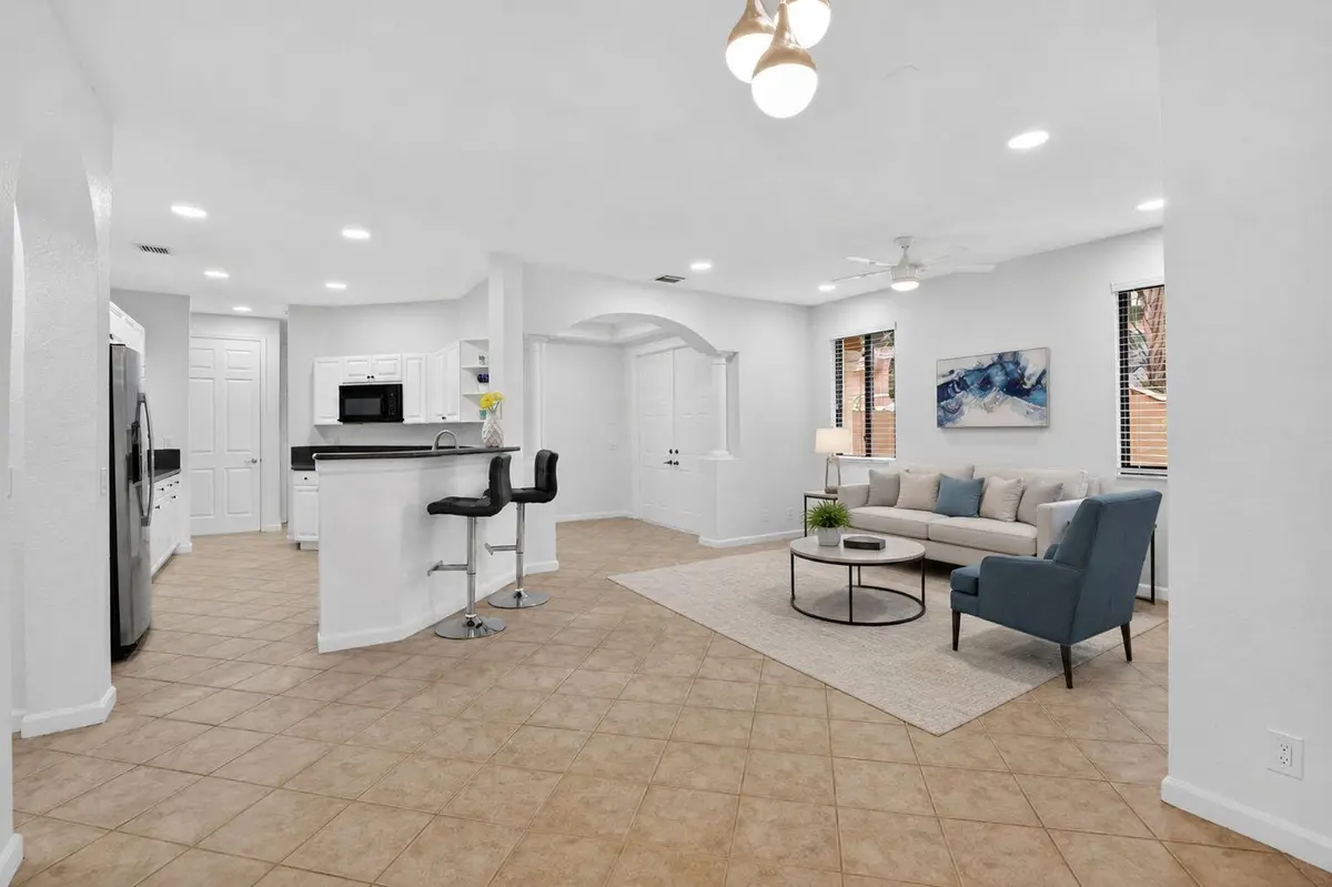 71-web-or-mls-2 at 2883 Kinsington Circle, Weston