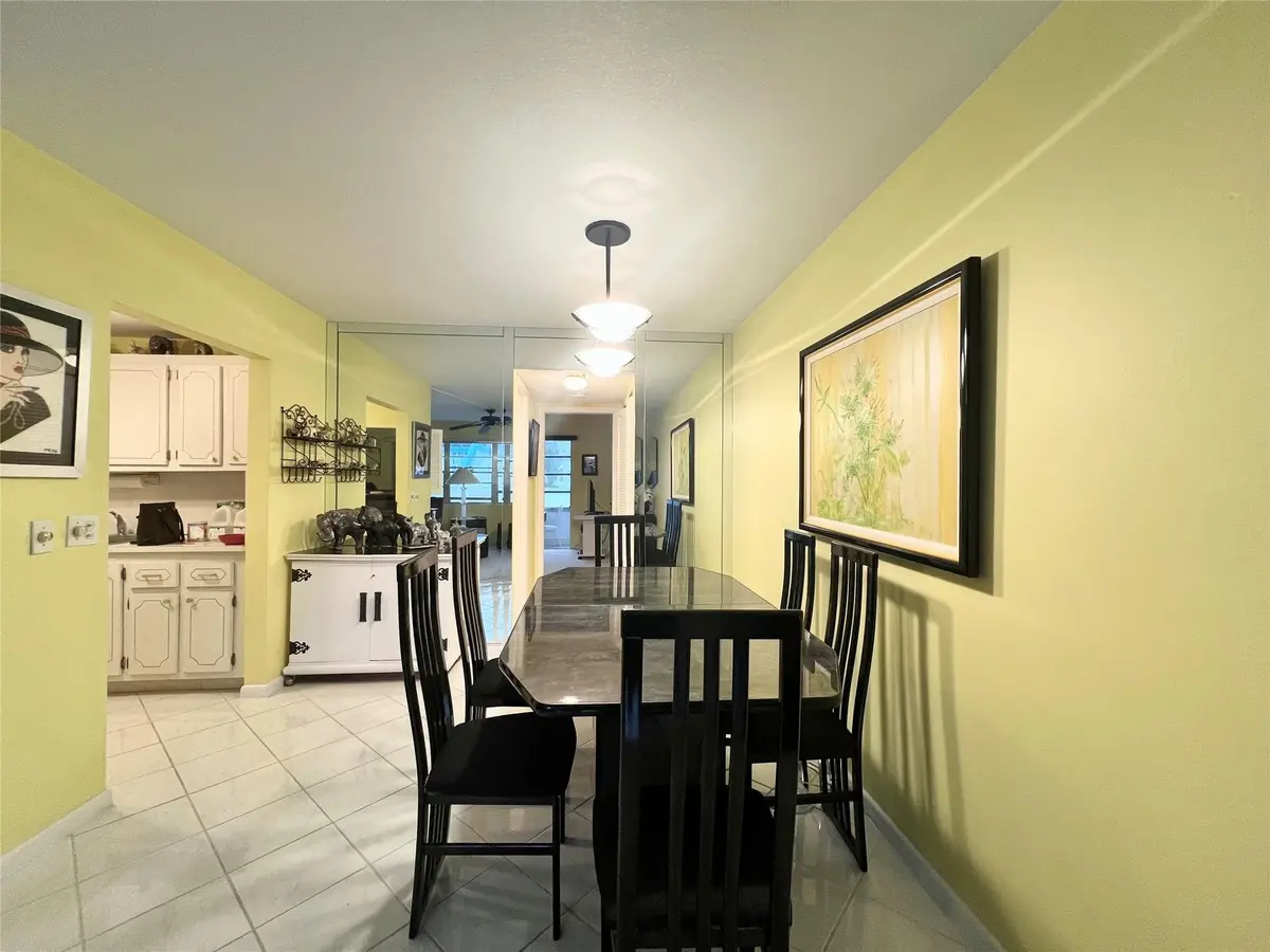 Photo 3 at 112 Oakridge I 112, Deerfield Beach