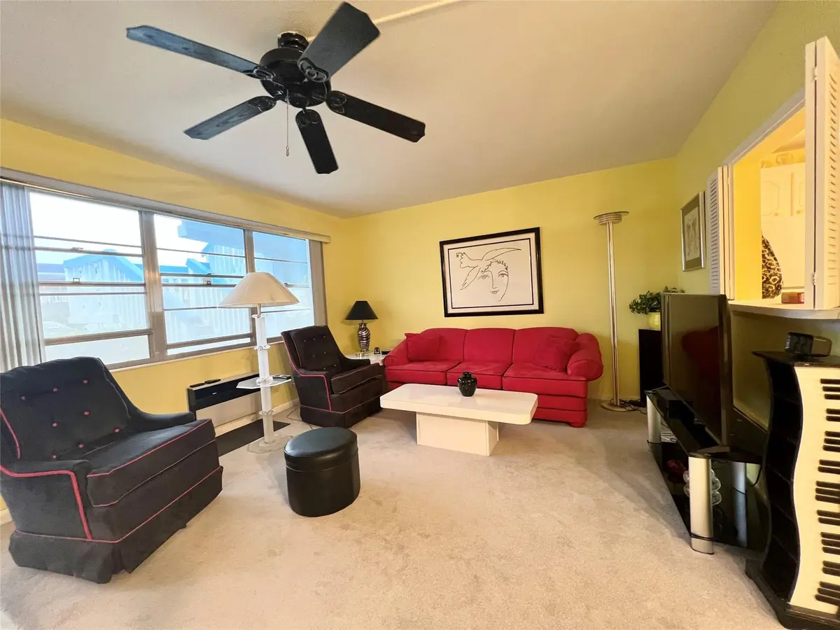Photo 6 at 112 Oakridge I 112, Deerfield Beach